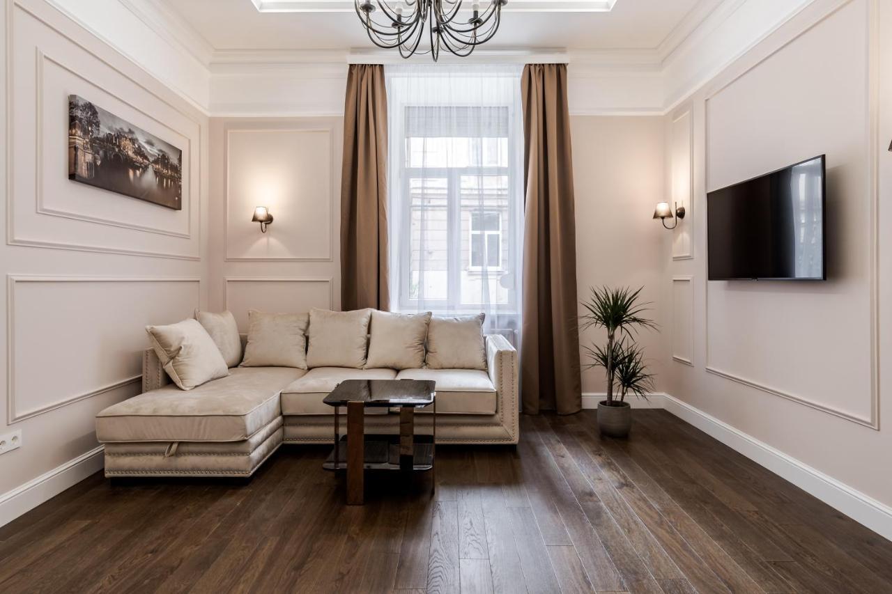 Neoclassic Apartment Leopoli Esterno foto