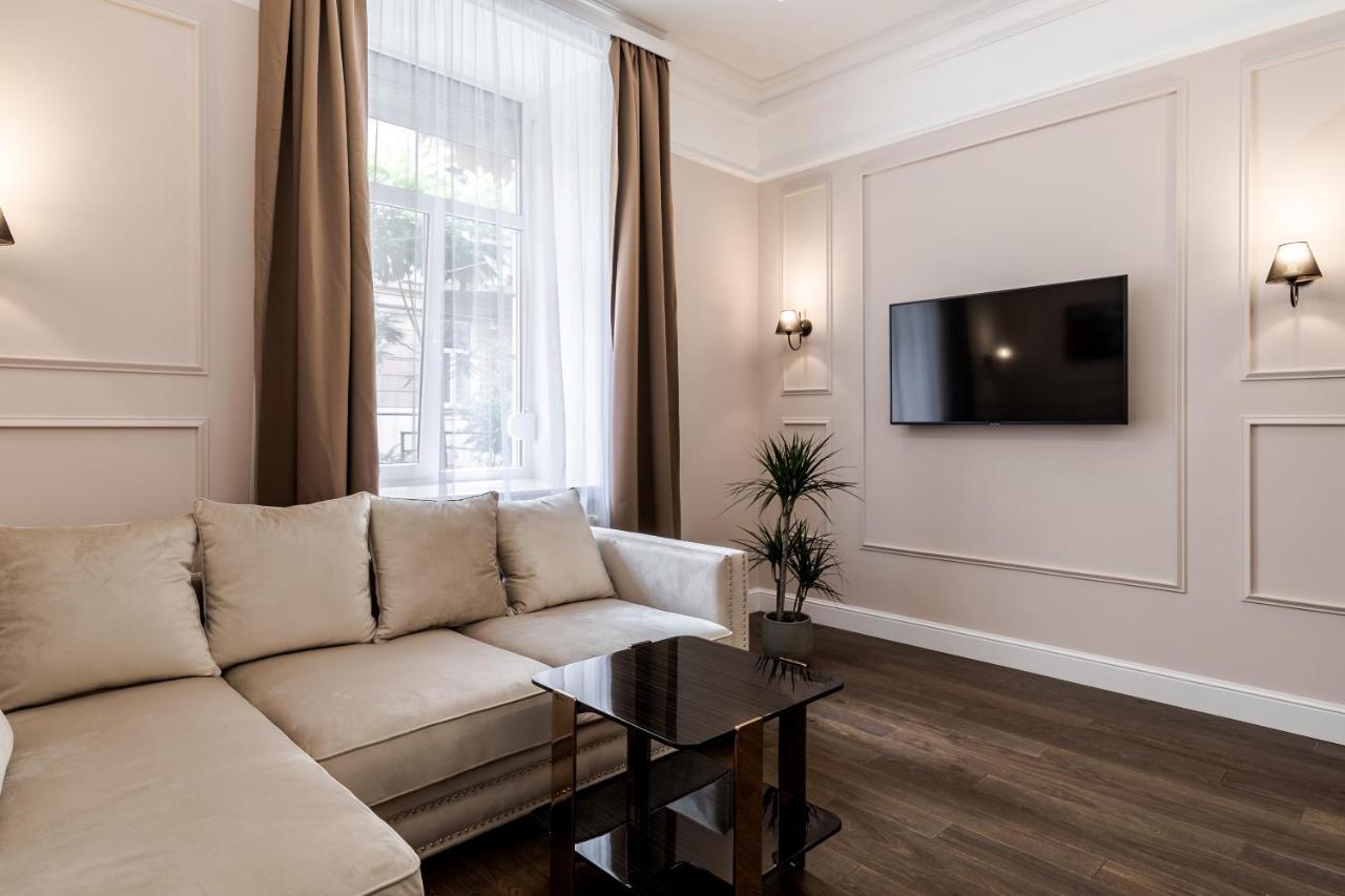 Neoclassic Apartment Leopoli Esterno foto